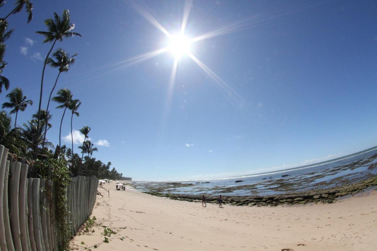 Apt Na Praia Do Forte Em Condominio Frente Mar! Kültér fotó