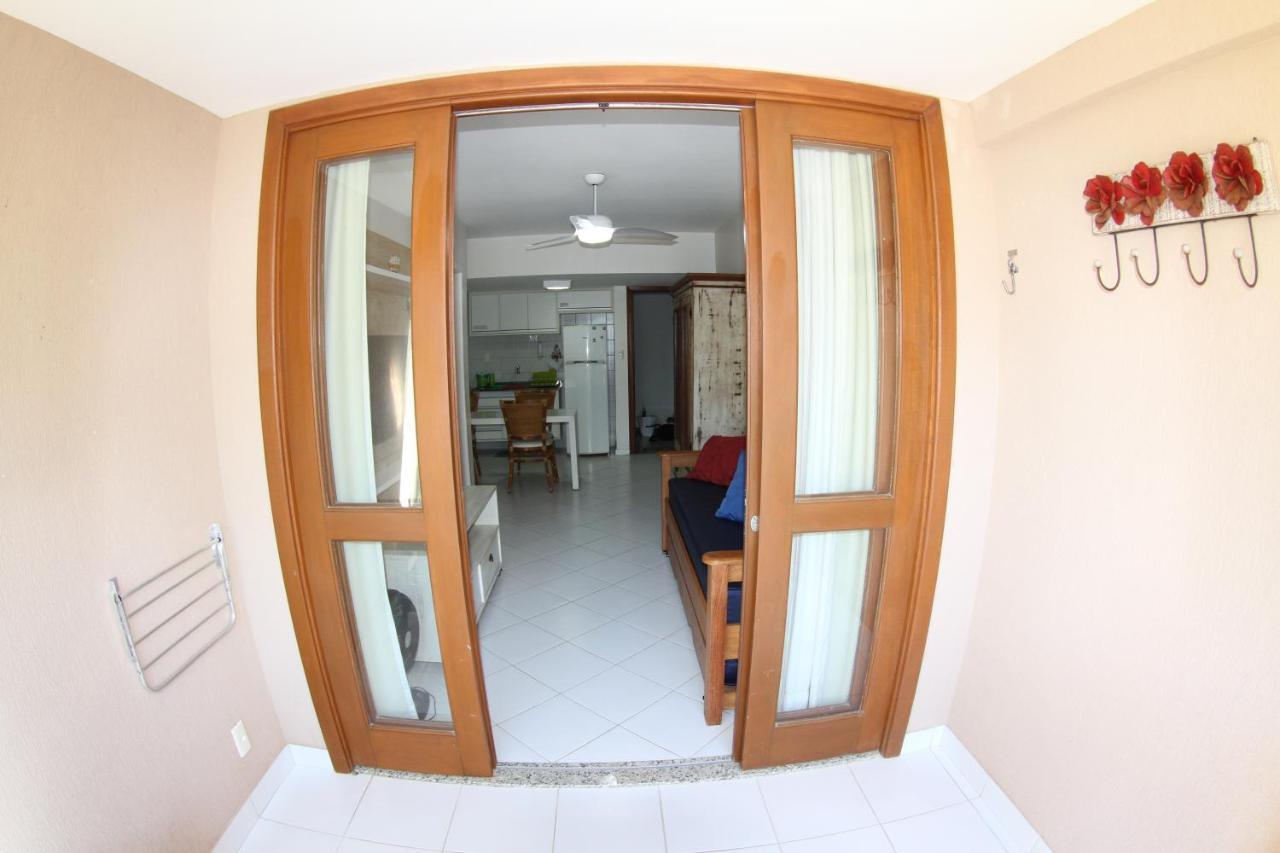 Apt Na Praia Do Forte Em Condominio Frente Mar! Kültér fotó